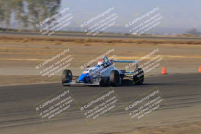 media/Oct-29-2022-CalClub SCCA (Sat) [[e05833b2e9]]/Around the Pits/